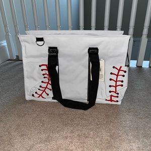 Ngil Baseball medium tote NWT
